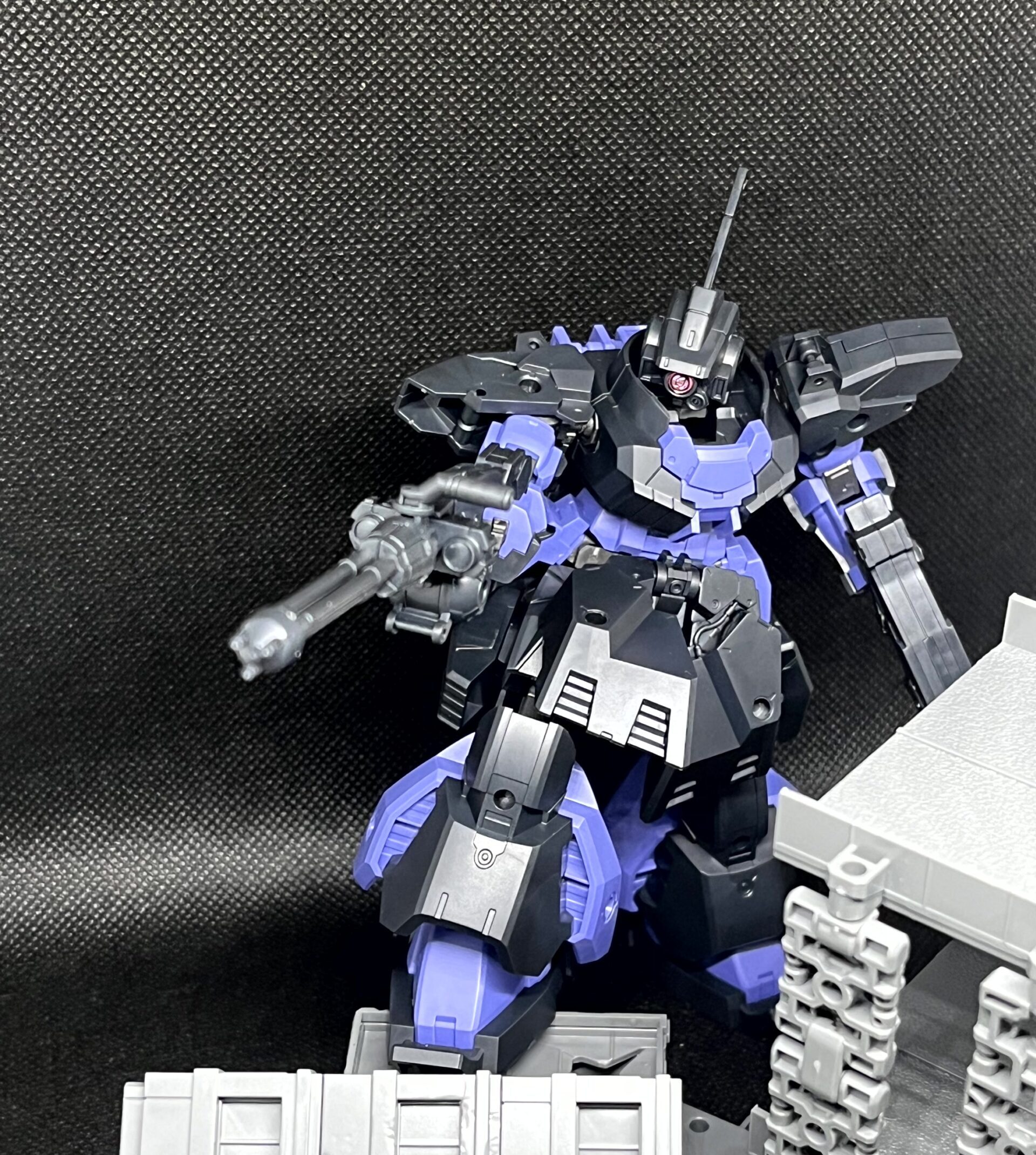 ブレバン限定【30MM 】特別仕様機 レヴェルノヴァ(陸戦強化仕様) 3機セット プラモ「30MM」に「bEXM-28G レヴェルノヴァ（陸戦強化仕様