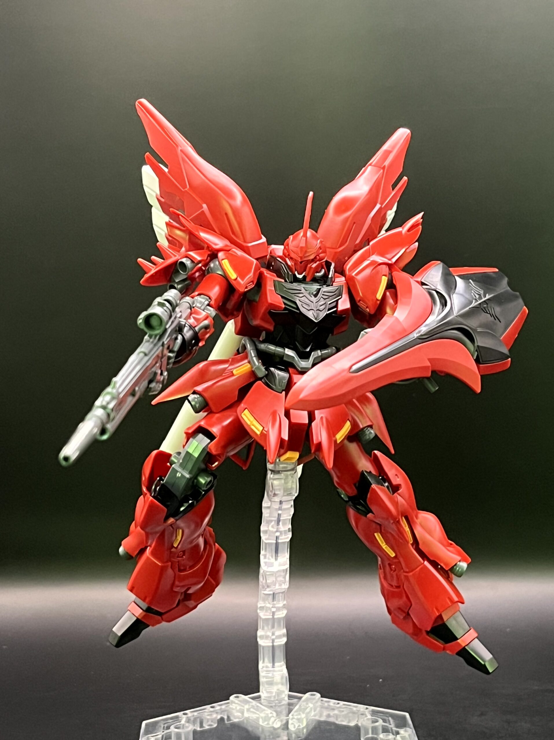 赤い彗星の再来！? ガンプラ ガンダムユニコーン HGUC シナンジュ プラモデルキットパチ組レビュー